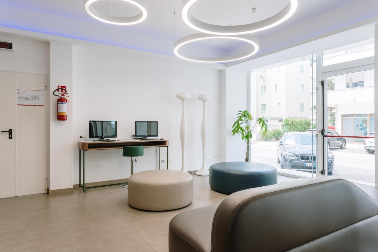 Hotel M&f