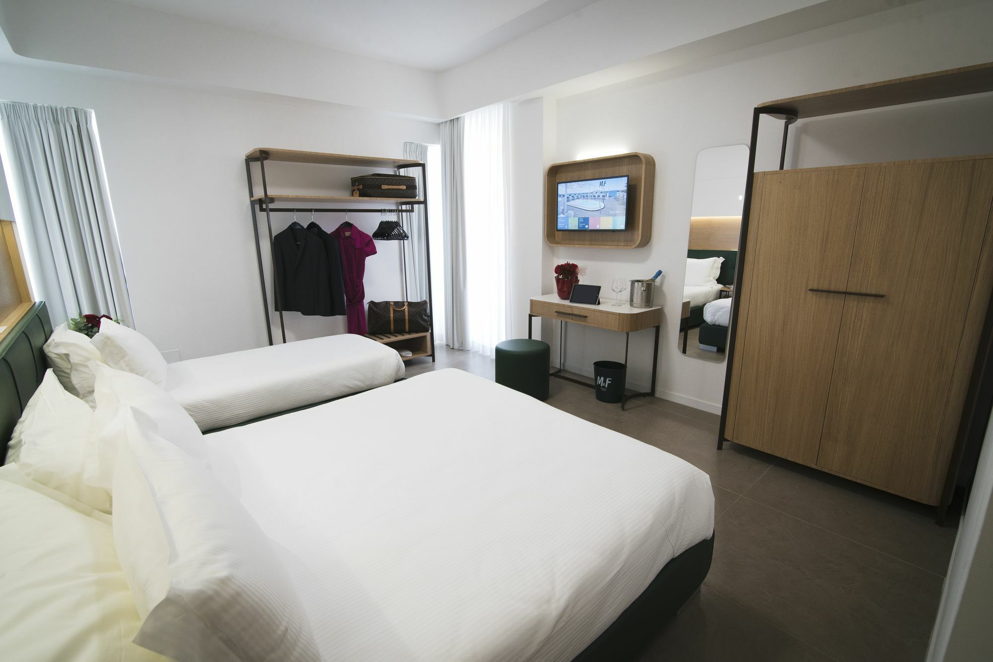 M&f Hotel 4*